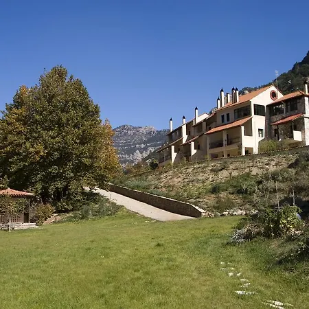 Montage Hotel apartamentowy Kalawrita
