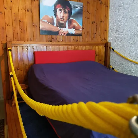 Montage Aparthotel 2*